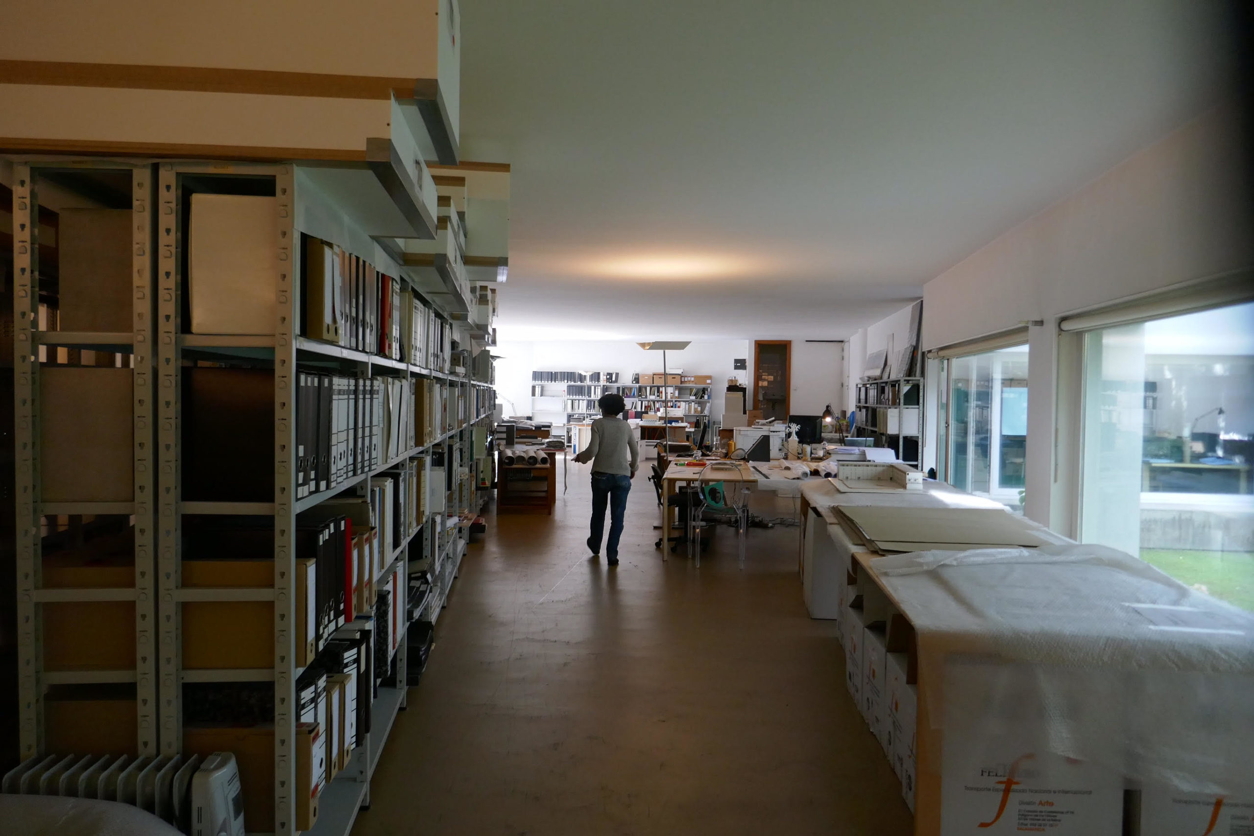 Paper Office Nightmare?  Digital Archiving Is Your Savior - 5bpssfq