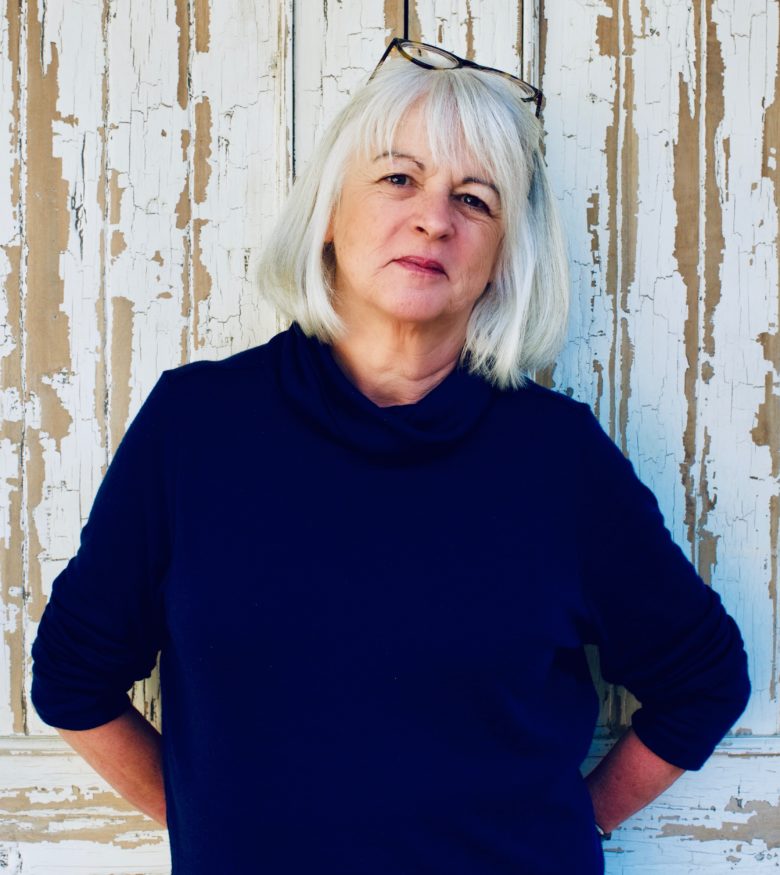 Tea Cooper, on her favourite bookstore - HarperCollins Australia