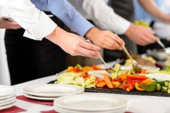 “Understanding the political economy of what we eat”: Communist Review on A Foodie’s Guide to Capitalism