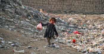 Lying to pretend things are OK: ResoluteReader looks at “The Lie of Global Prosperity”