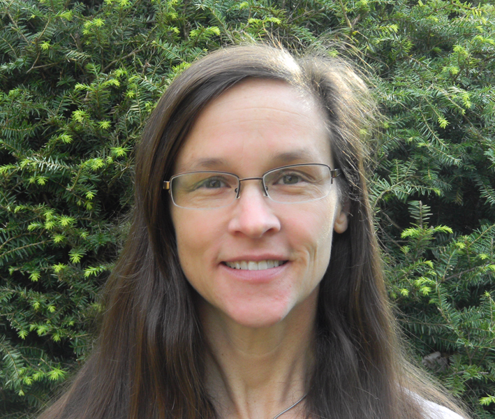 Photo of senior editor Sian Hunter.