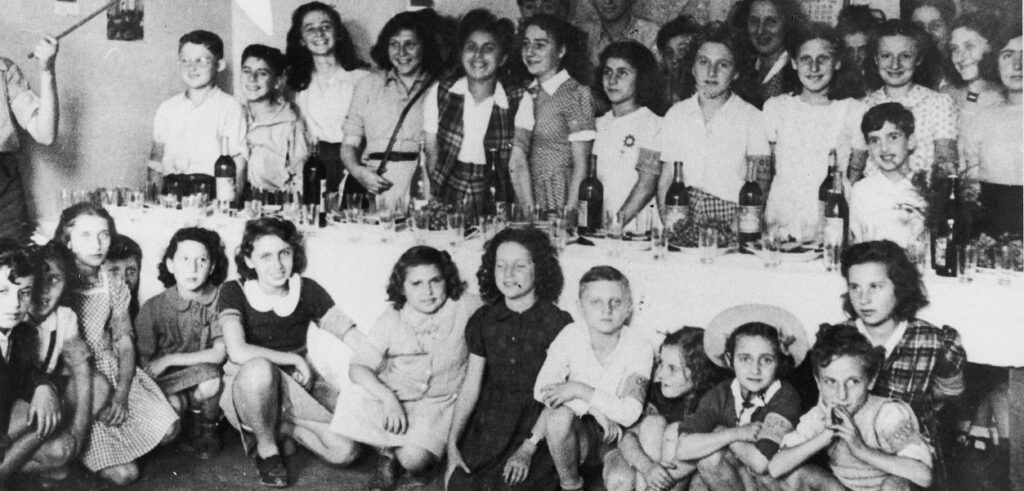 Separated Families: What Can We Learn from the Experience of Child ...